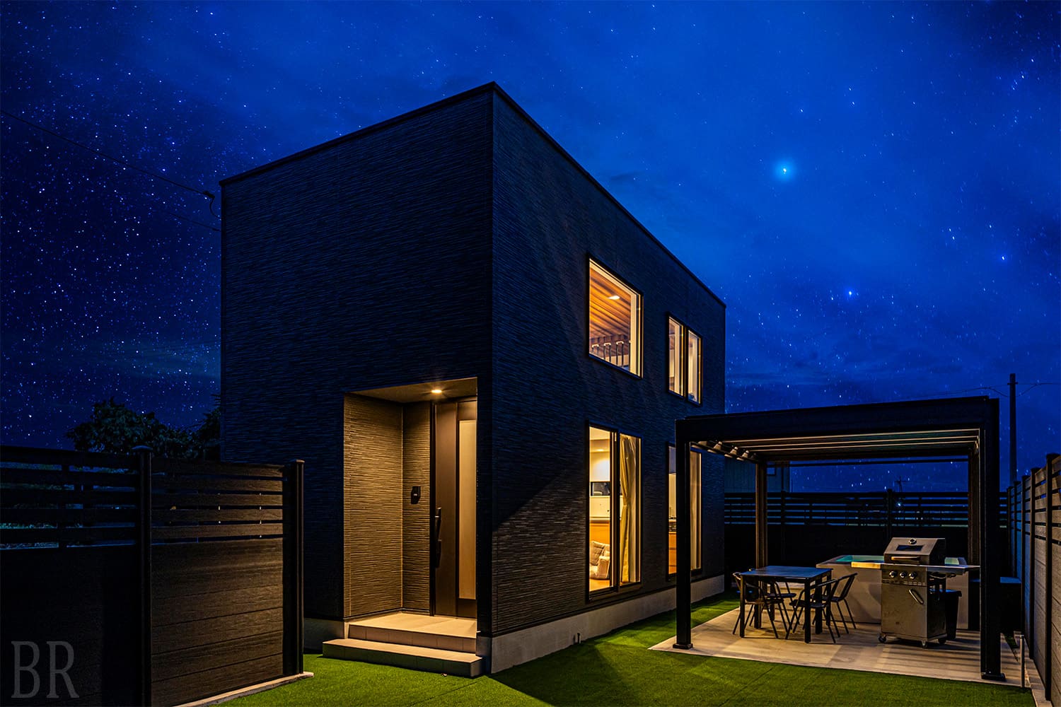 A private pool you can enjoy freely at any time